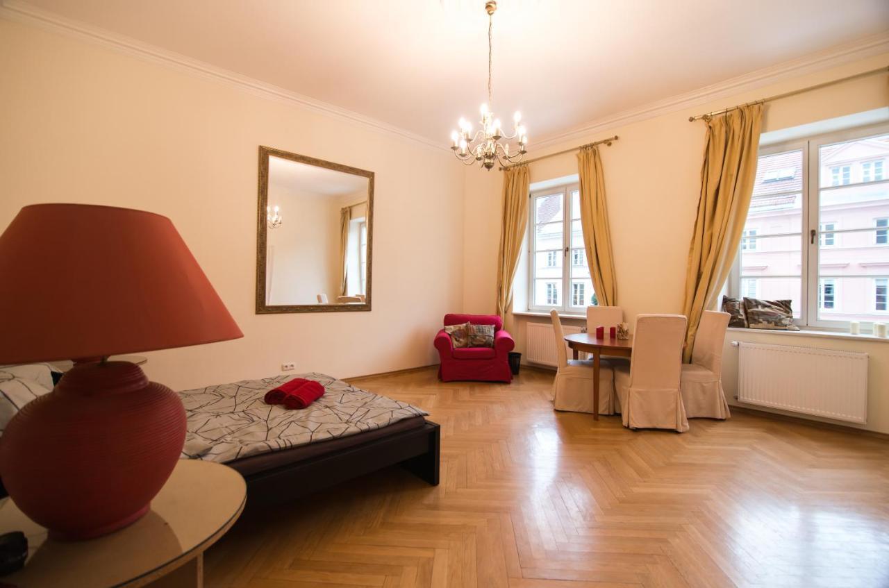 Charme De Varsovie Apartment Ngoại thất bức ảnh