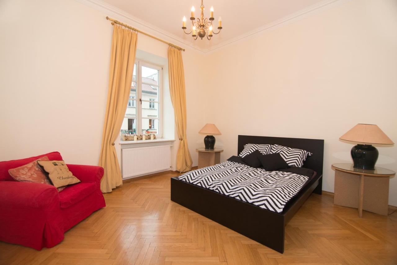 Charme De Varsovie Apartment Ngoại thất bức ảnh