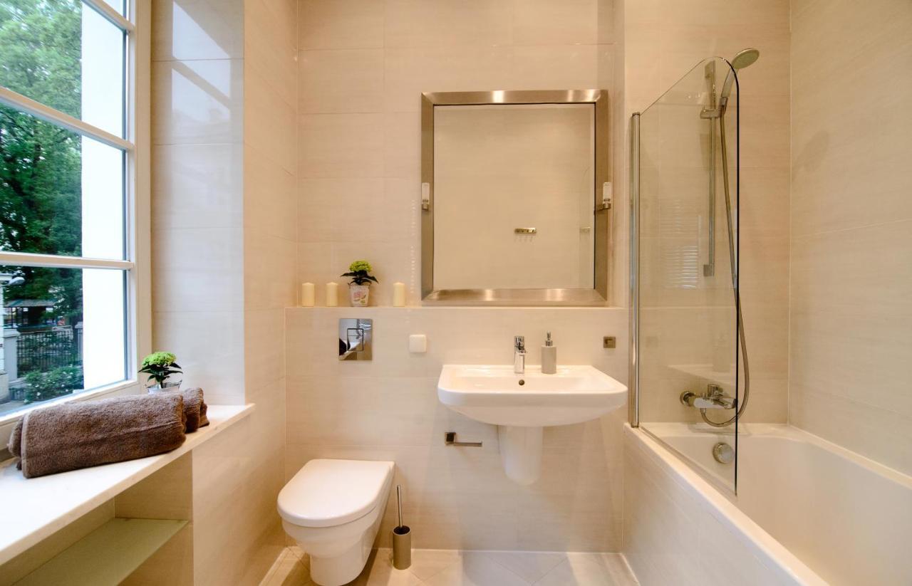 Charme De Varsovie Apartment Ngoại thất bức ảnh